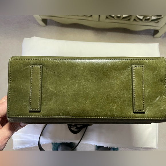 NWT HALSTON HERITAGE  OLIVE COLORED  HANDBAG - Picture 3 of 12
